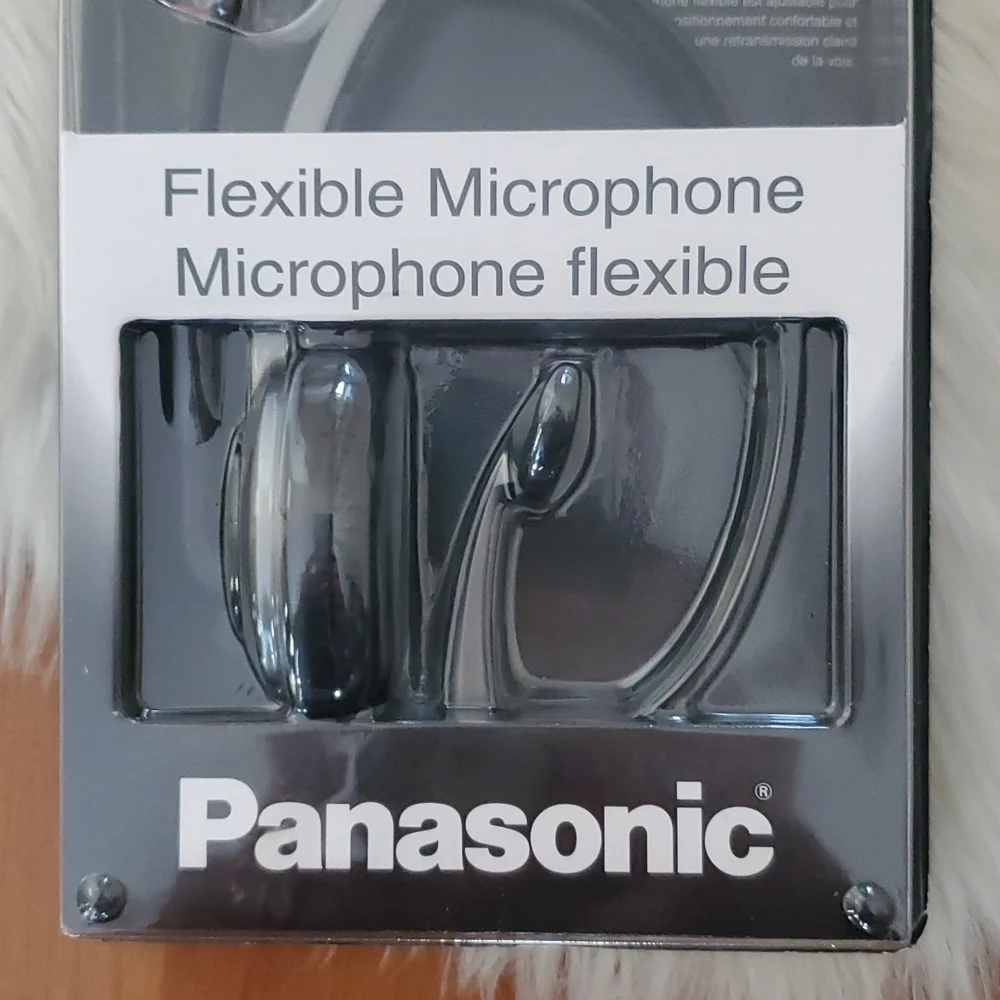 New Panasonic flexible microphone headset